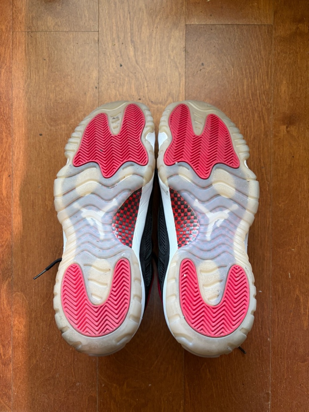 2021 Jordan 11 Loe IE ‘Bred’ - Picture 4 of 5